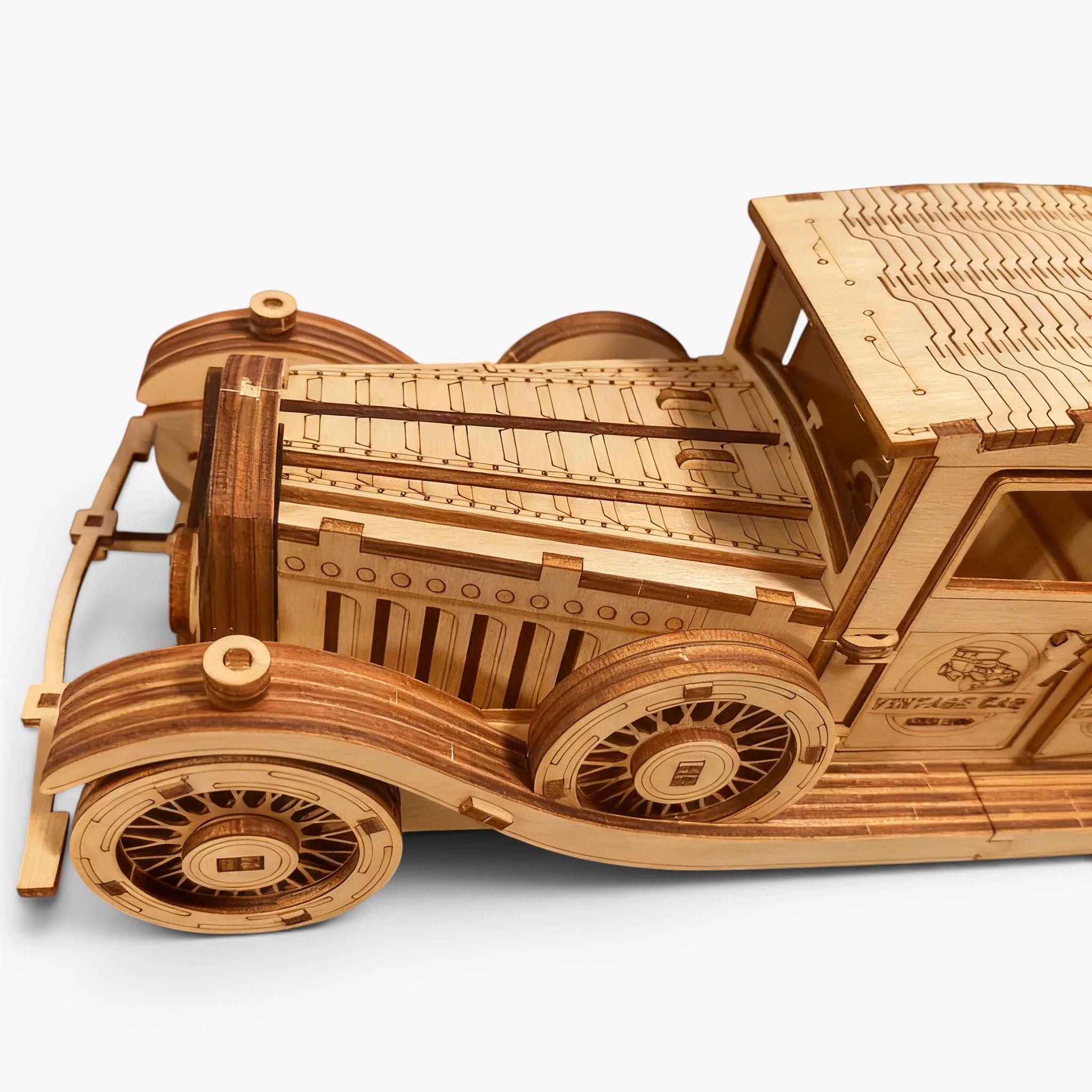 Vintage Car – 3D Model to Assemble