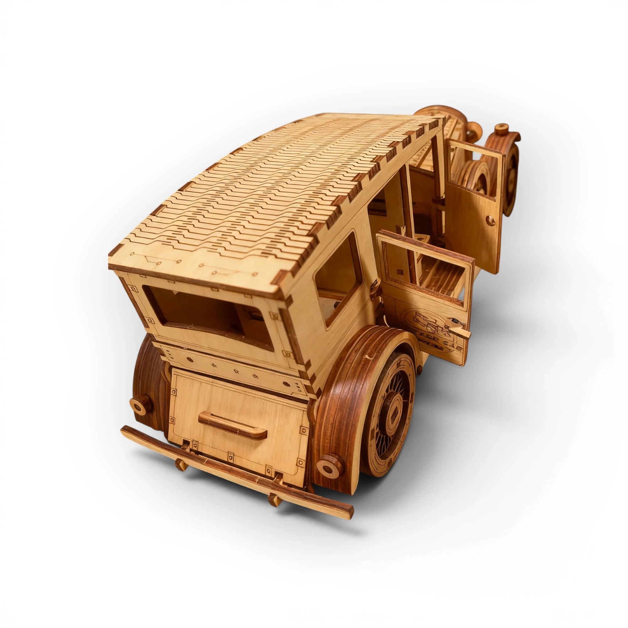 Vintage Car – 3D Model to Assemble